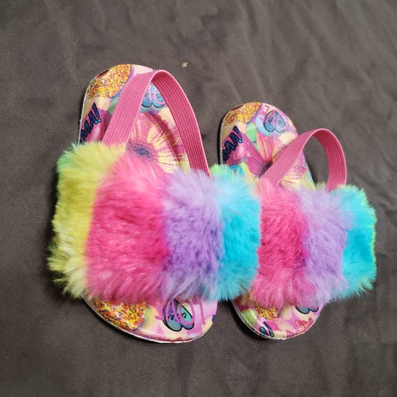 Fuzzy Rainbow Love Flower Sandals Size 3-4 Toddler Elastic Strap - Picture 3 of 4